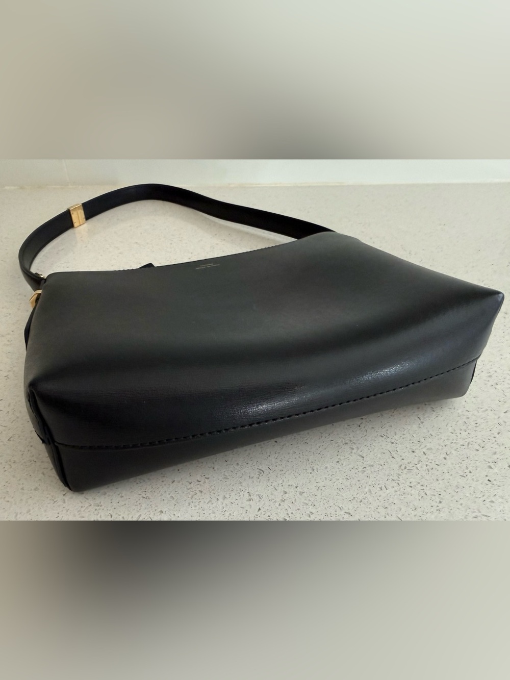 TOTEME shoulder bag Logo-detail Black leather - Picture 5 of 7